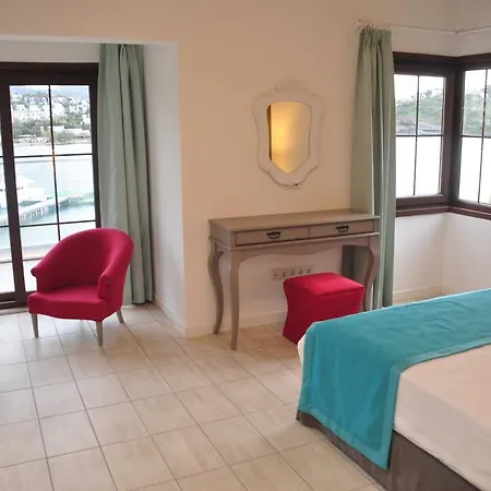 Mare Hotel 3*